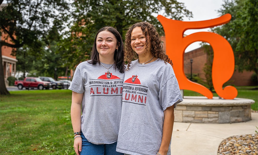 W&J grads Beyonce Pierce and Domenique Bourne join MAC program