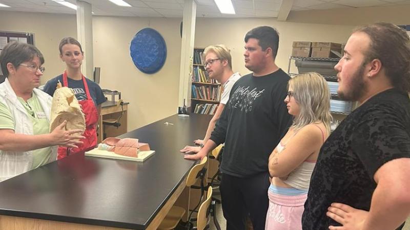 SMT cadaver lab tour