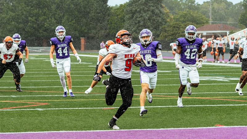'Berg beats Mount Union 9-26